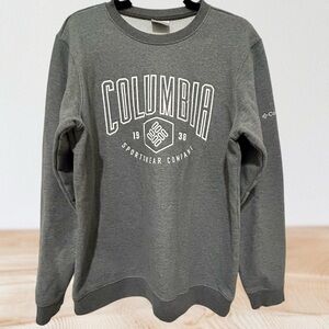 Columbia Gray Sweatshirt with Logo. Size M